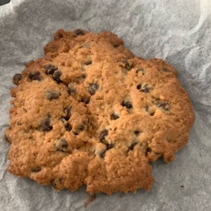 チョコチップクッキー作りました♪
型抜きが無かったので形がいびつですが…
美味しかったです！
素敵なレシピをありがとうございました♪